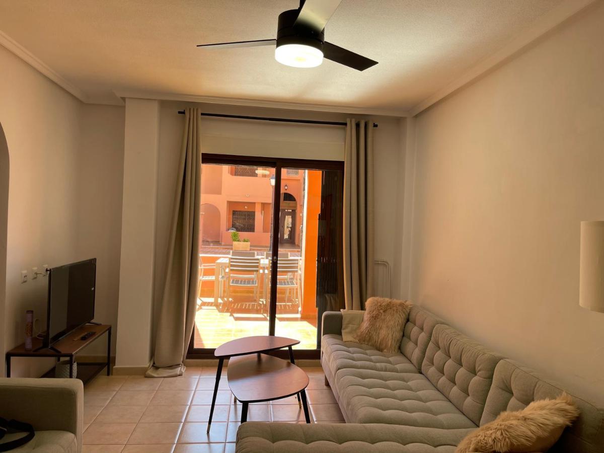 Three Bedroom Apartment With Pool In Torrevieja Luaran gambar