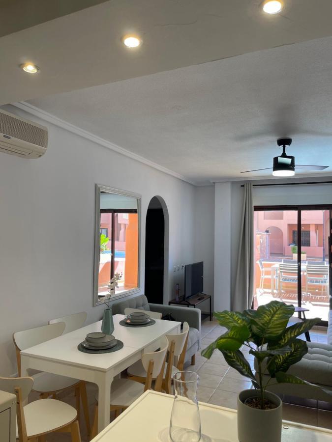 Three Bedroom Apartment With Pool In Torrevieja Luaran gambar