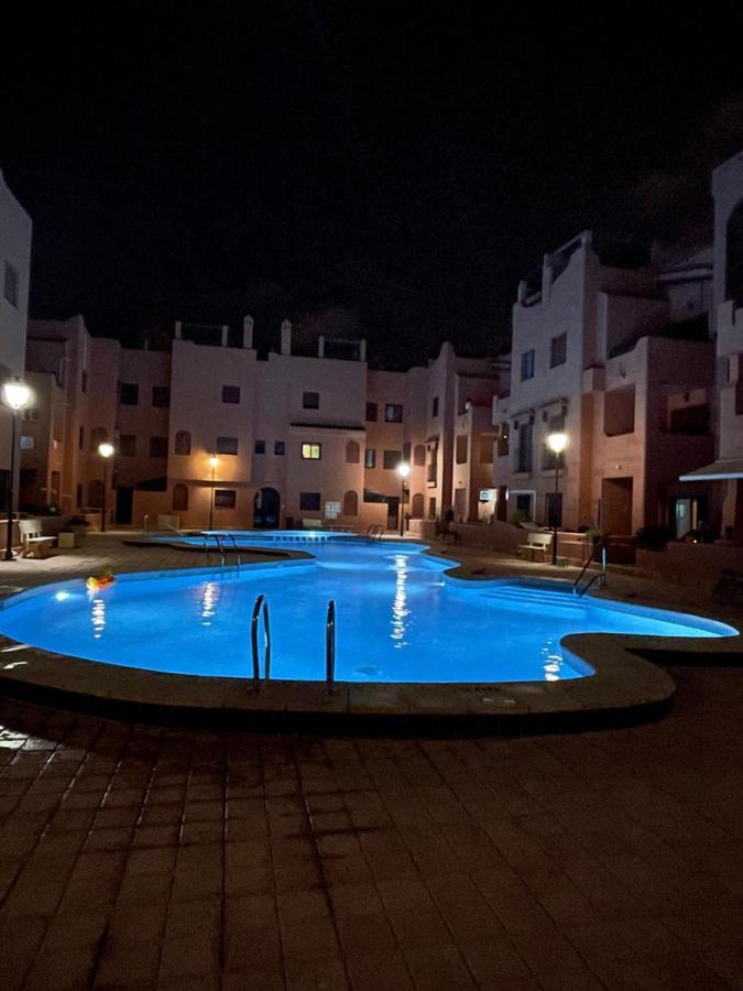 Three Bedroom Apartment With Pool In Torrevieja Luaran gambar