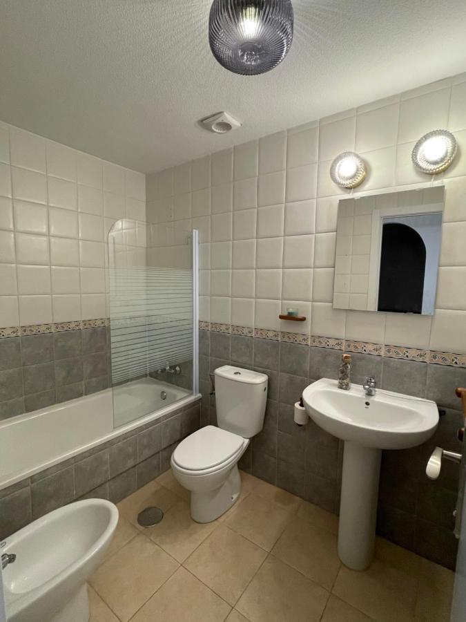 Three Bedroom Apartment With Pool In Torrevieja Luaran gambar